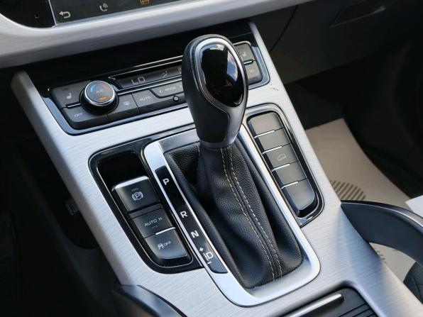 Geely Atlas I с пробегом 2018 года, цена 1 330 000 рублей, 161260 км, внедорожник, Автокод Объявления
