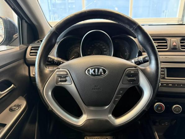 Kia Rio III Рестайлинг с пробегом 2015 года, цена 850 000 рублей, 229058 км, седан, Автокод Объявления