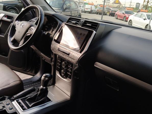 Toyota Land Cruiser Prado 150 Series Рестайлинг 2 с пробегом 2017 года, цена 5 600 000 рублей, 66326 км, внедорожник, Автокод Объявления