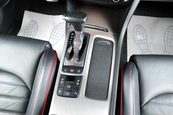 Kia Optima IV Рестайлинг с пробегом 2019 года, цена 2 649 000 рублей, 95067 км, седан, Автокод Объявления