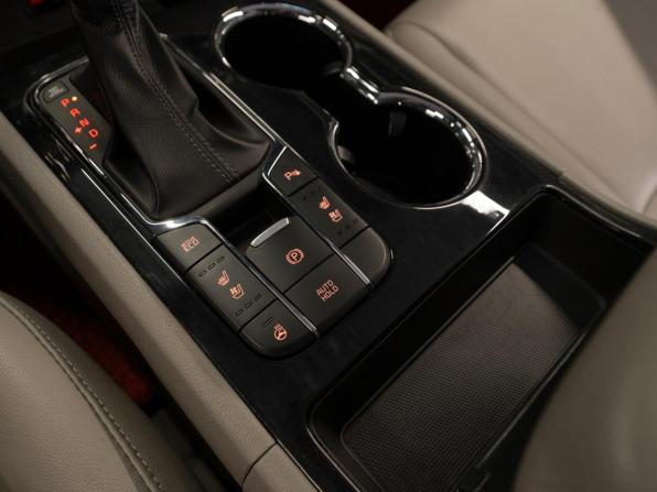 Kia Carnival III с пробегом 2018 года, цена 3 100 000 рублей, 129158 км, минивэн, Автокод Объявления