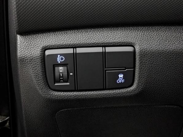 Hyundai Creta I Рестайлинг с пробегом 2021 года, цена 2 050 000 рублей, 55064 км, внедорожник, Автокод Объявления