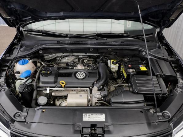 Volkswagen Jetta VI Рестайлинг с пробегом 2015 года, цена 1 287 000 рублей, 115685 км, седан, Автокод Объявления