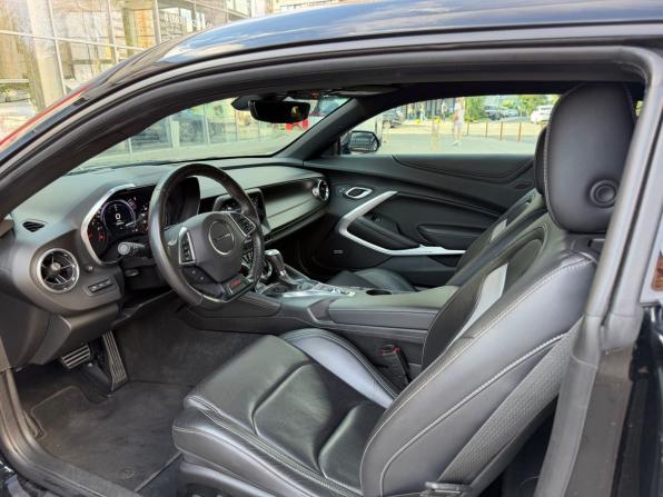 Chevrolet Camaro VI Рестайлинг с пробегом 2018 года, цена 7 400 000 рублей, 31933 км, купе, Автокод Объявления