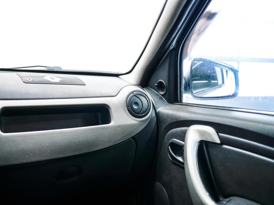 Renault Logan I Рестайлинг Красноярск  - изображение 15