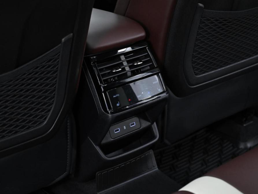 Geely Monjaro I Москва  - изображение 18