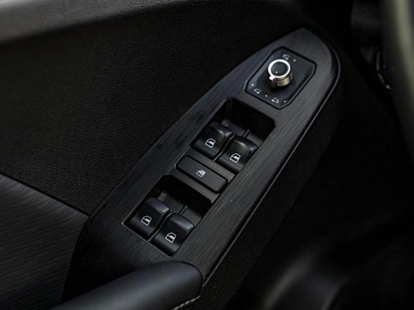 Haval Jolion I с пробегом 2023 года, цена 1 862 000 рублей, 48553 км, внедорожник, Автокод Объявления