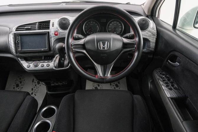 Honda Stream II с пробегом 2008 года, цена 949 000 рублей, 240000 км, компактвэн, Автокод Объявления
