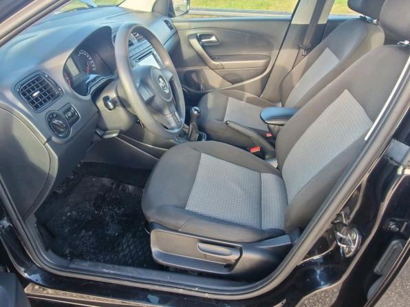 Volkswagen Polo V с пробегом 2014 года, цена 770 000 рублей, 97200 км, седан, Автокод Объявления
