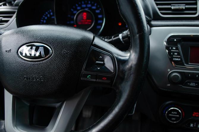 Kia Rio III с пробегом 2014 года, цена 850 000 рублей, 130000 км, седан, Автокод Объявления