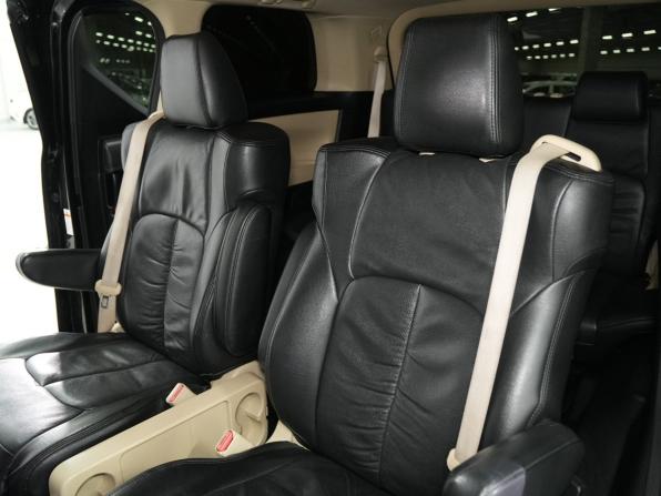 Toyota Alphard III с пробегом 2016 года, цена 3 430 000 рублей, 109000 км, минивэн, Автокод Объявления