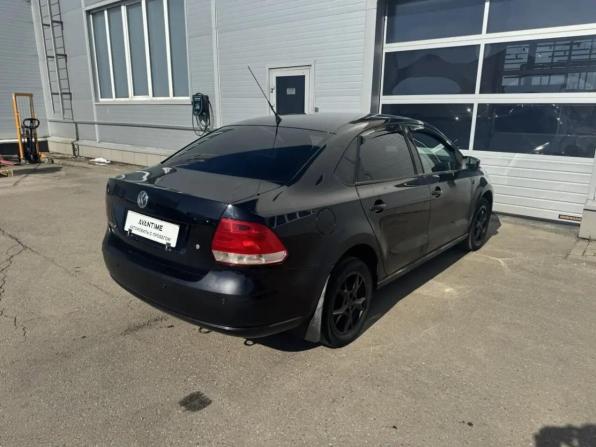 Volkswagen Polo V с пробегом 2010 года, цена 575 000 рублей, 280000 км, седан, Автокод Объявления