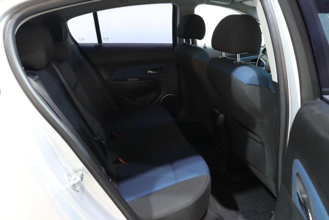 Chevrolet Cruze I Рестайлинг с пробегом 2013 года, цена 649 000 рублей, 222690 км, хэтчбек, Автокод Объявления