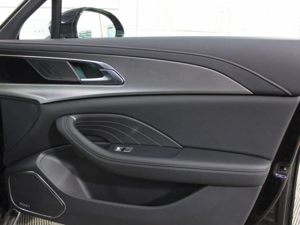 Hongqi H5 II с пробегом 2024 года, цена 2 890 000 рублей, 69000 км, седан, Автокод Объявления