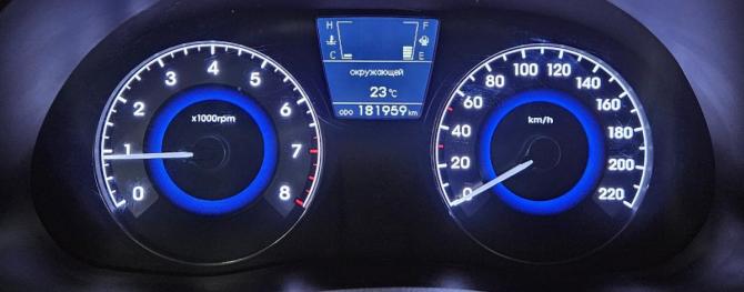 Hyundai Solaris I с пробегом 2013 года, цена 635 000 рублей, 181958 км, седан, Автокод Объявления