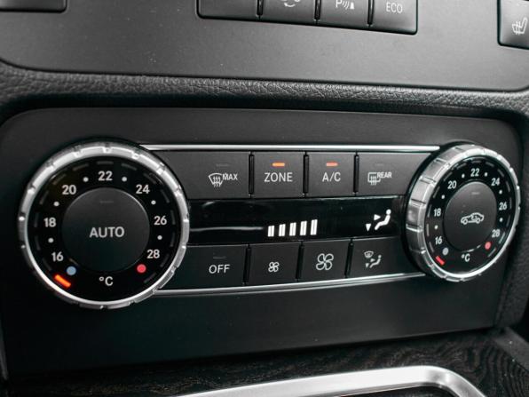 Mercedes-Benz GLK-Класс I (X204) Рестайлинг с пробегом 2014 года, цена 2 130 000 рублей, 137913 км, внедорожник, Автокод Объявления