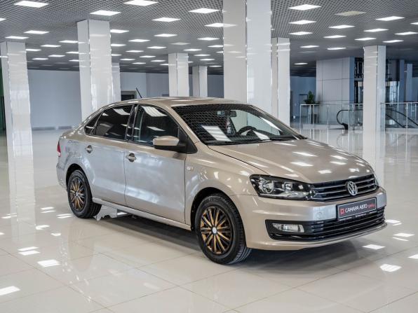 Volkswagen Polo V Рестайлинг с пробегом 2016 года, цена 1 000 000 рублей, 146000 км, седан, Автокод Объявления