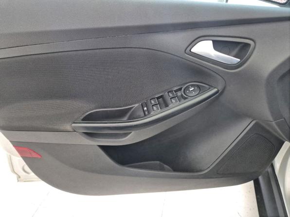 Ford Focus III с пробегом 2012 года, цена 679 000 рублей, 225033 км, хэтчбек, Автокод Объявления