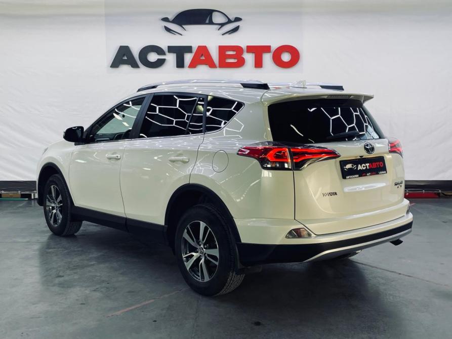 Toyota RAV4 IV (XA40) Рестайлинг Оренбург  - изображение 4