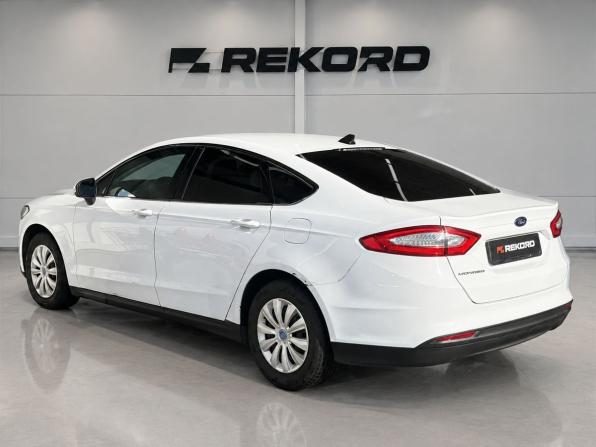 Ford Mondeo V с пробегом 2016 года, цена 1 399 000 рублей, 271239 км, седан, Автокод Объявления