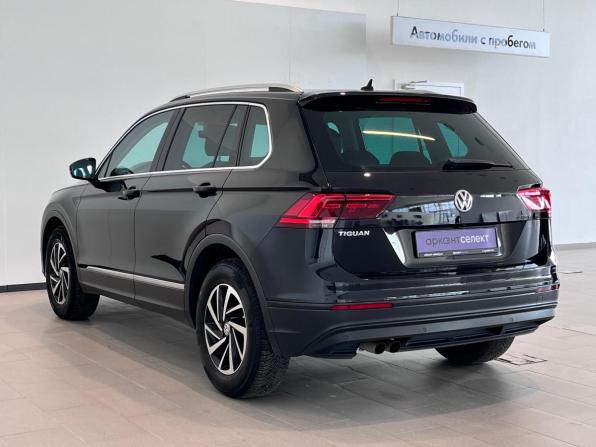 Volkswagen Tiguan II с пробегом 2019 года, цена 2 390 000 рублей, 128707 км, внедорожник, Автокод Объявления