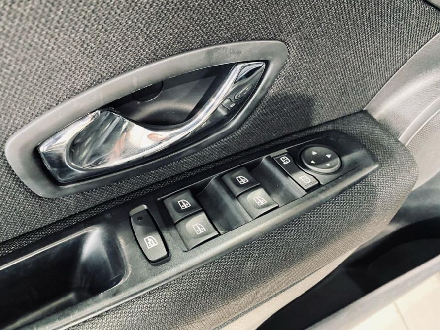 Renault Megane III Рестайлинг Миасс  - изображение 22
