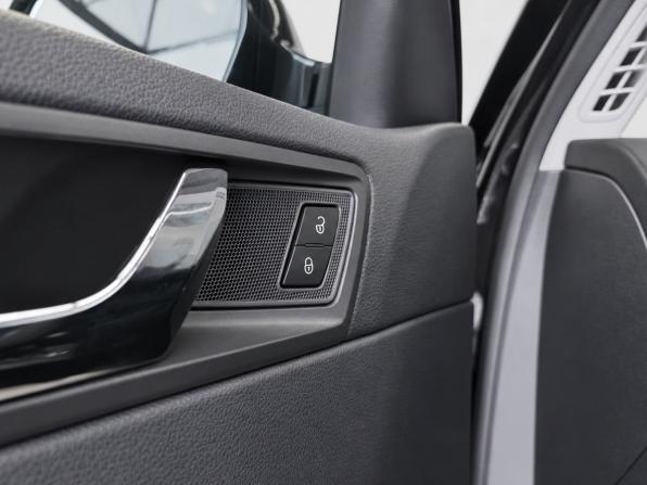 Skoda Superb II Рестайлинг с пробегом 2014 года, цена 1 599 000 рублей, 134000 км, лифтбек, Автокод Объявления