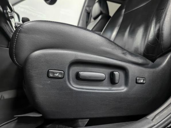 Toyota Highlander II (XU40) Рестайлинг с пробегом 2010 года, цена 2 050 000 рублей, 128633 км, внедорожник, Автокод Объявления