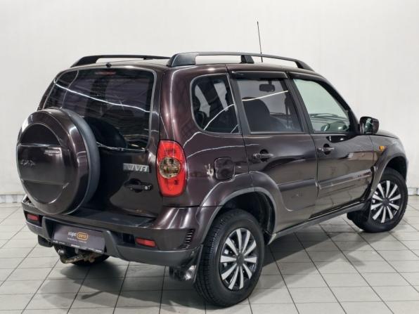 Chevrolet Niva I Рестайлинг с пробегом 2011 года, цена 515 000 рублей, 116909 км, внедорожник, Автокод Объявления