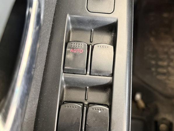 Suzuki SX4 I (Classic) Рестайлинг с пробегом 2010 года, цена 580 000 рублей, 245901 км, хэтчбек, Автокод Объявления