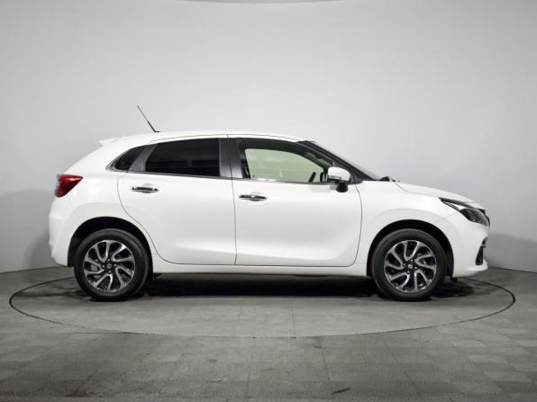 Suzuki Baleno III с пробегом 2022 года, цена 1 899 000 рублей, 26012 км, хэтчбек, Автокод Объявления