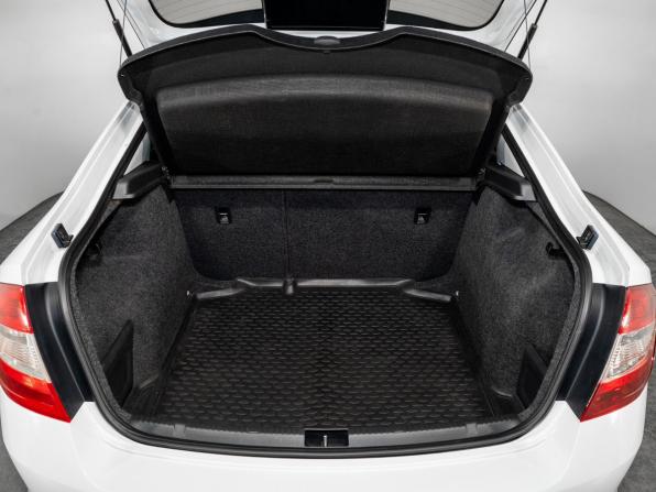 Skoda Rapid I с пробегом 2014 года, цена 990 300 рублей, 136955 км, лифтбек, Автокод Объявления