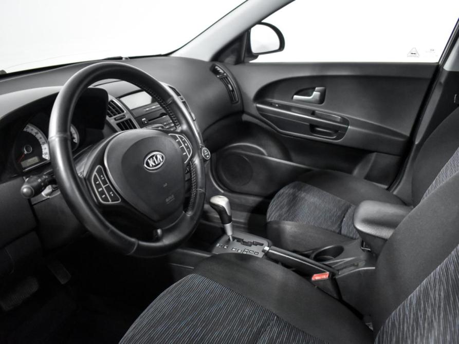 Kia Ceed I Санкт-Петербург  - изображение 9