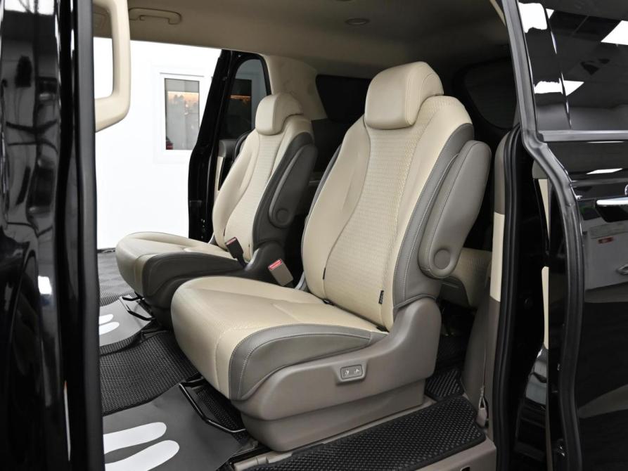 Kia Carnival IV Москва  - изображение 19