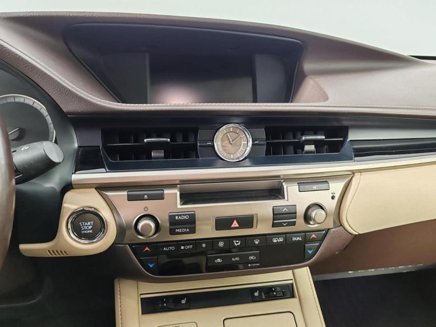 Lexus ES VI Рестайлинг Москва  - изображение 15