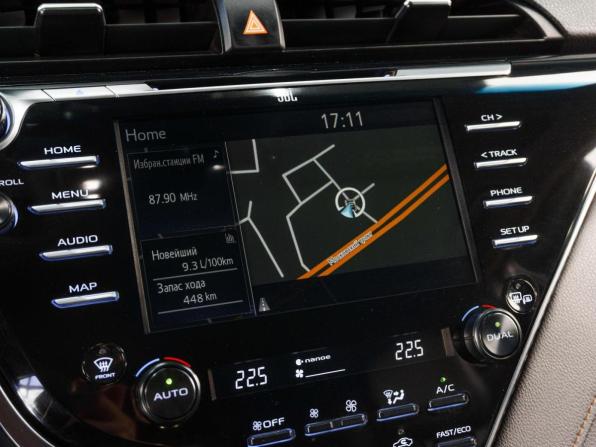 Toyota Camry VIII (XV70) с пробегом 2019 года, цена 2 699 000 рублей, 171714 км, седан, Автокод Объявления