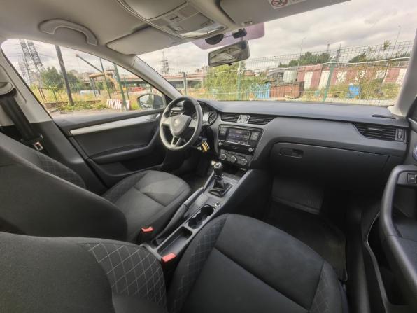 Skoda Octavia III (A7) Рестайлинг с пробегом 2018 года, цена 1 399 000 рублей, 123341 км, лифтбек, Автокод Объявления