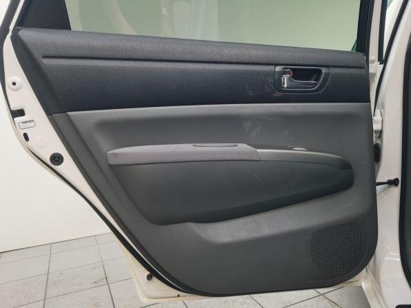 Toyota Prius II Рестайлинг (XW20) с пробегом 2006 года, цена 750 000 рублей, 201955 км, лифтбек, Автокод Объявления