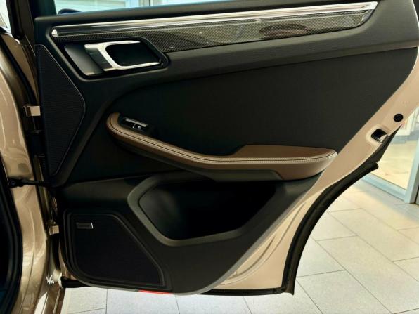 Porsche Macan I с пробегом 2015 года, цена 2 899 000 рублей, 114310 км, внедорожник, Автокод Объявления