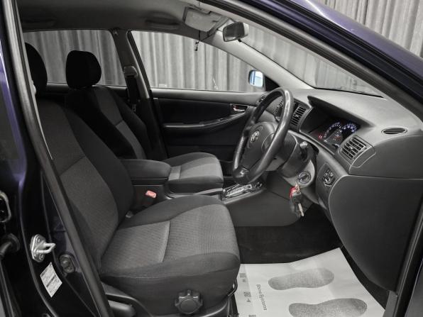 Toyota Corolla IX (E120 E130) с пробегом 2002 года, цена 579 000 рублей, 200000 км, хэтчбек, Автокод Объявления