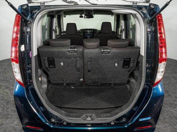 Toyota Roomy I Рестайлинг с пробегом 2021 года, цена 1 055 000 рублей, 47000 км, микровэн, Автокод Объявления
