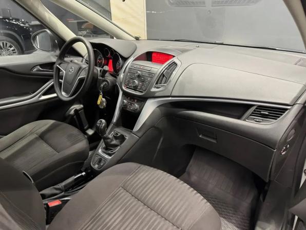 Opel Zafira C с пробегом 2012 года, цена 839 000 рублей, 230000 км, компактвэн, Автокод Объявления