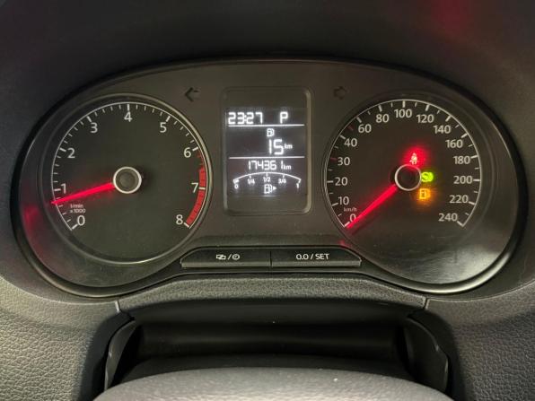 Volkswagen Polo V с пробегом 2015 года, цена 925 000 рублей, 174295 км, седан, Автокод Объявления