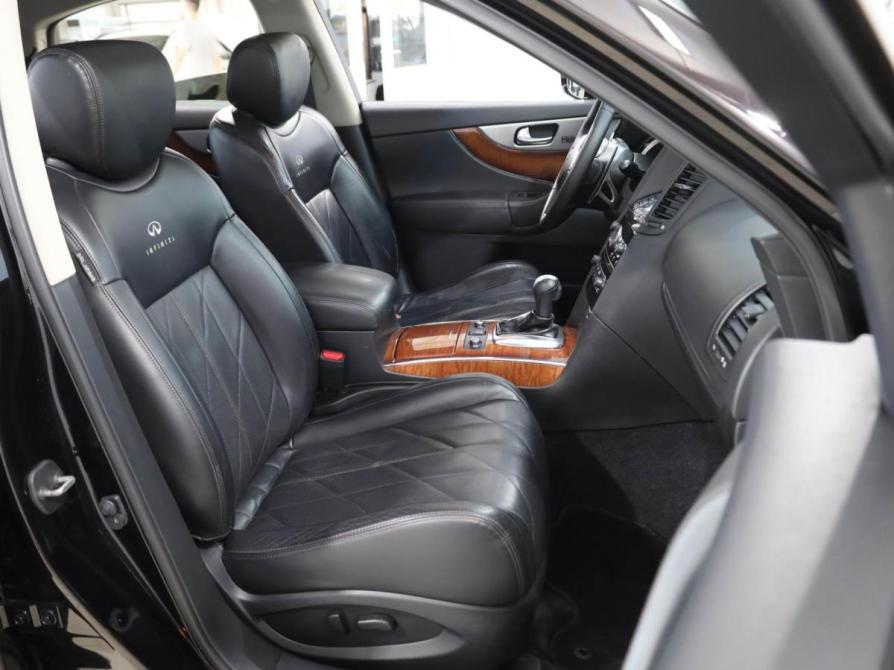 Infiniti FX II (S51) Рестайлинг Ростов-на-Дону  - изображение 8