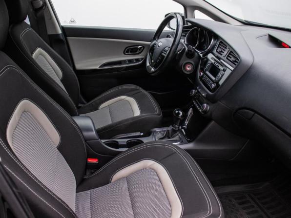 Kia Ceed II с пробегом 2012 года, цена 1 200 000 рублей, 127260 км, хэтчбек, Автокод Объявления