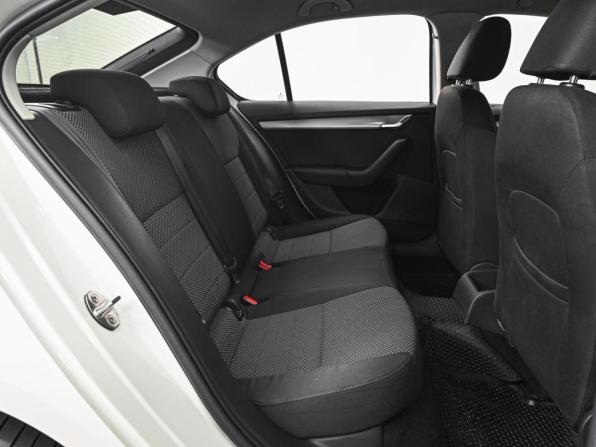 Skoda Octavia III (A7) с пробегом 2014 года, цена 1 379 000 рублей, 299978 км, лифтбек, Автокод Объявления