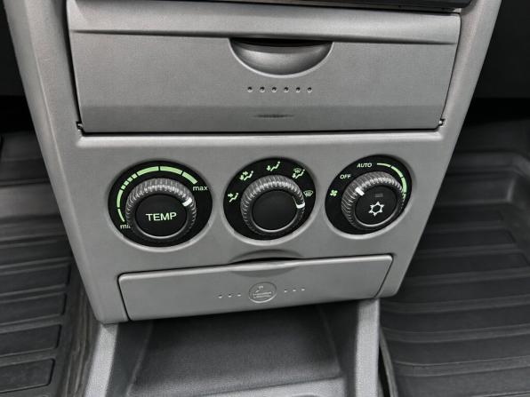 Lada (ВАЗ) Priora I с пробегом 2012 года, цена 350 500 рублей, 93169 км, седан, Автокод Объявления