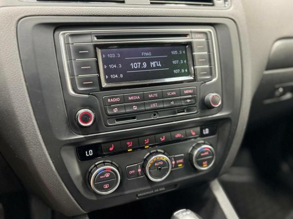 Volkswagen Jetta VI с пробегом 2014 года, цена 985 000 рублей, 186000 км, седан, Автокод Объявления