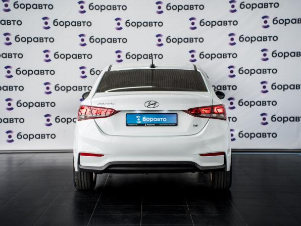 Hyundai Solaris II с пробегом 2019 года, цена 1 370 000 рублей, 102021 км, седан, Автокод Объявления