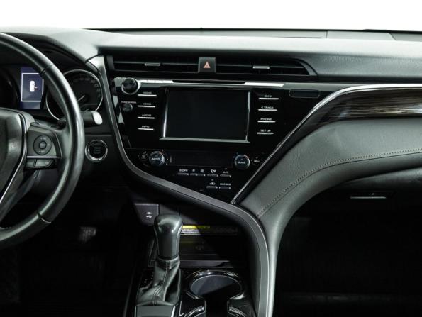 Toyota Camry VIII (XV70) с пробегом 2018 года, цена 2 649 700 рублей, 77534 км, седан, Автокод Объявления